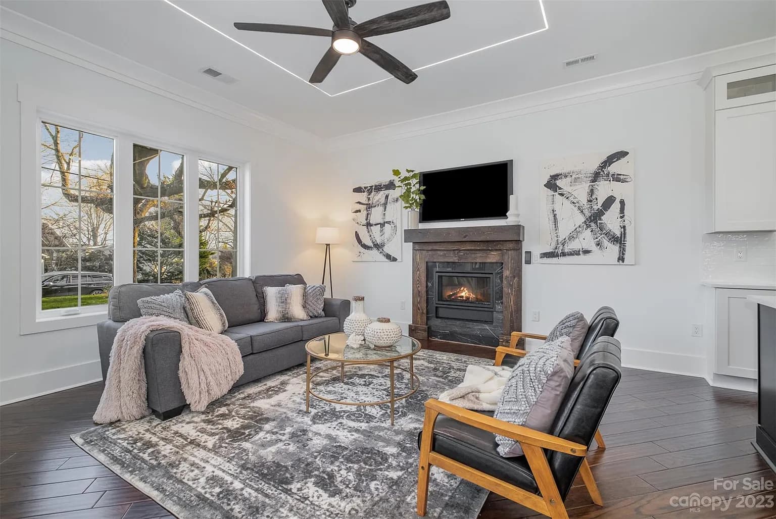 1369 Richland Dr - Photo 3