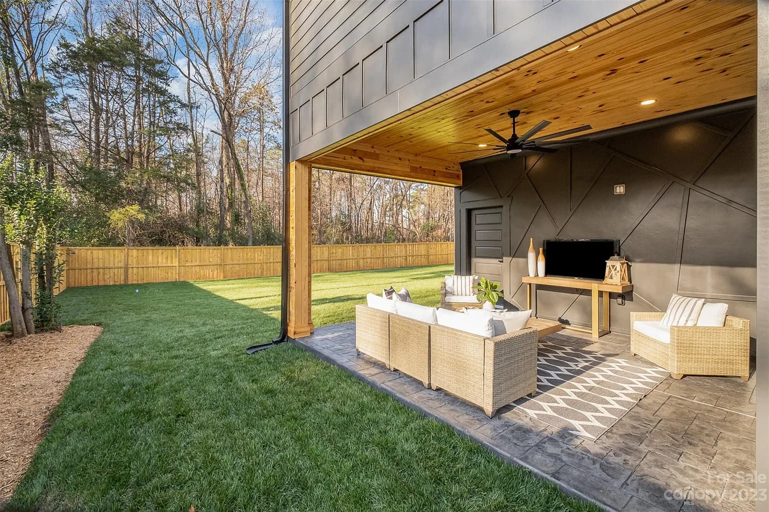 1369 Richland Dr - Photo 13